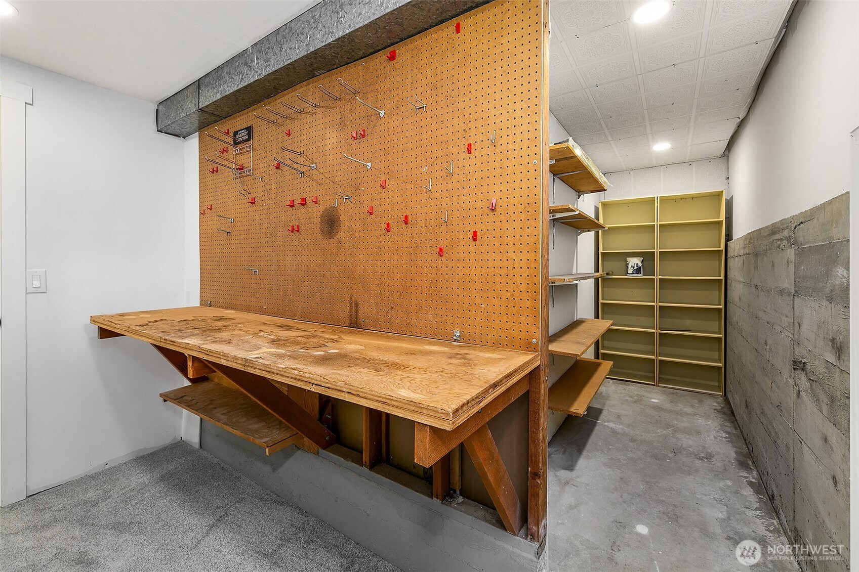 Extra finished room for shop or storage