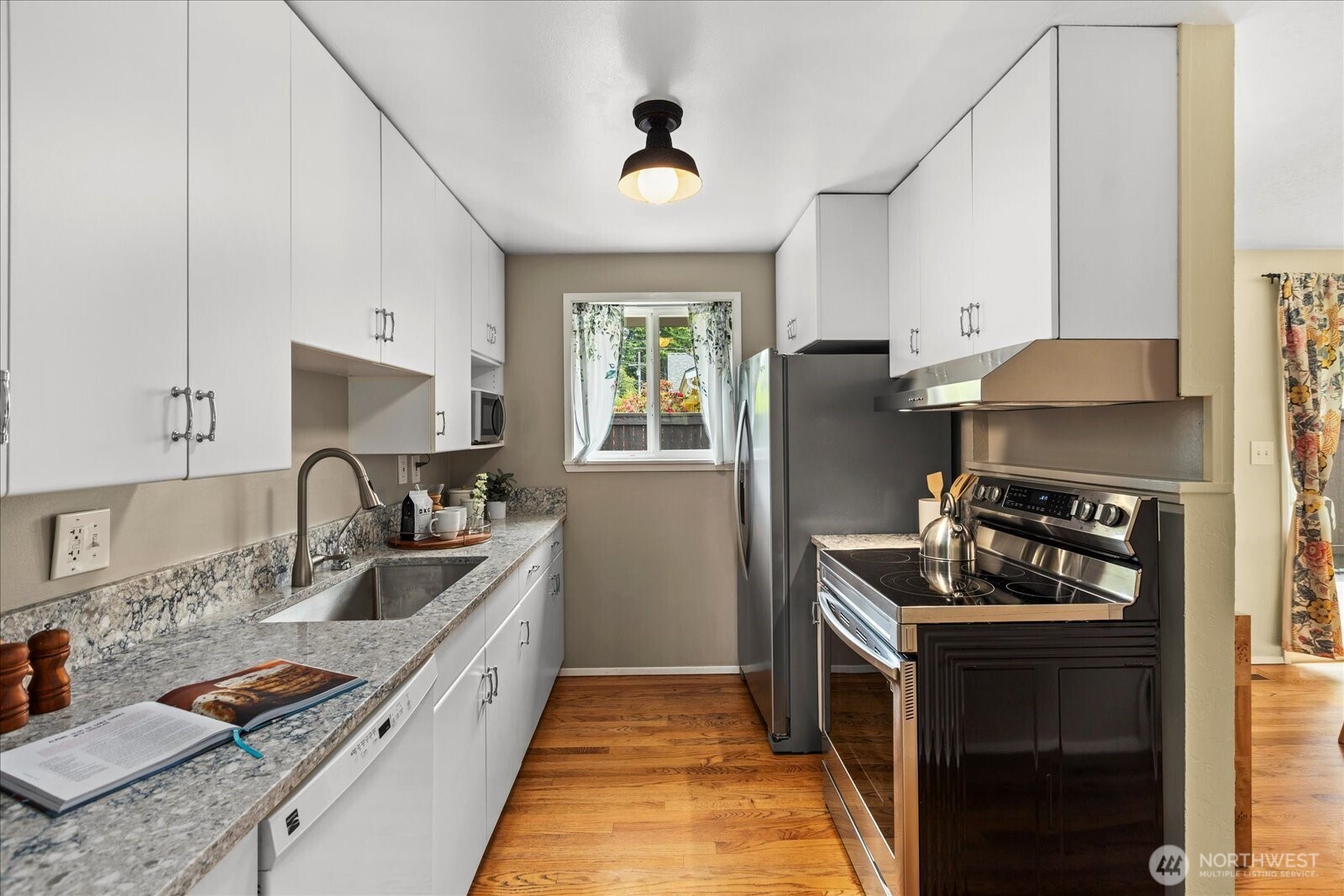 New quartz slab counters; newer appliances