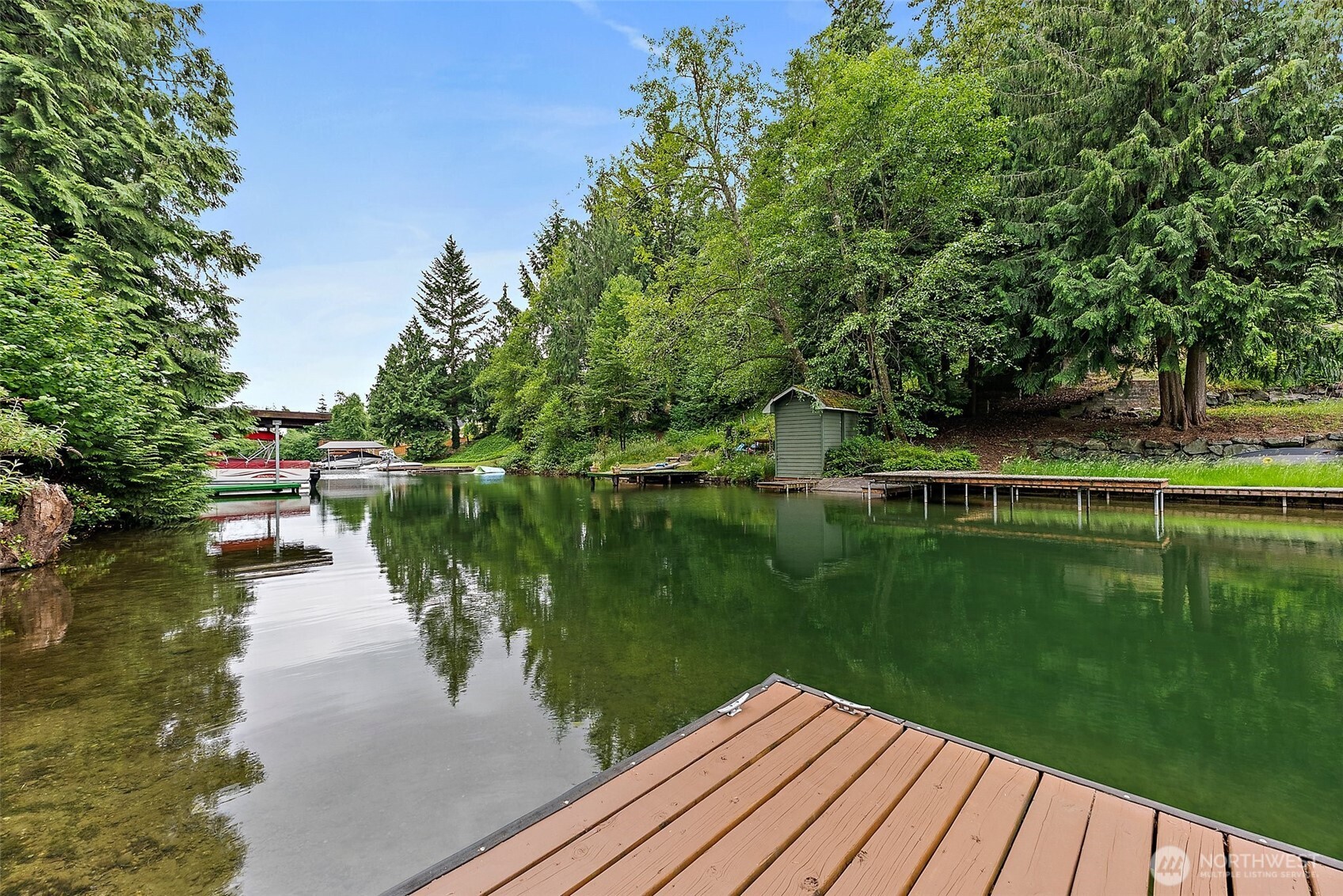 Brand New dock to moore your boat!