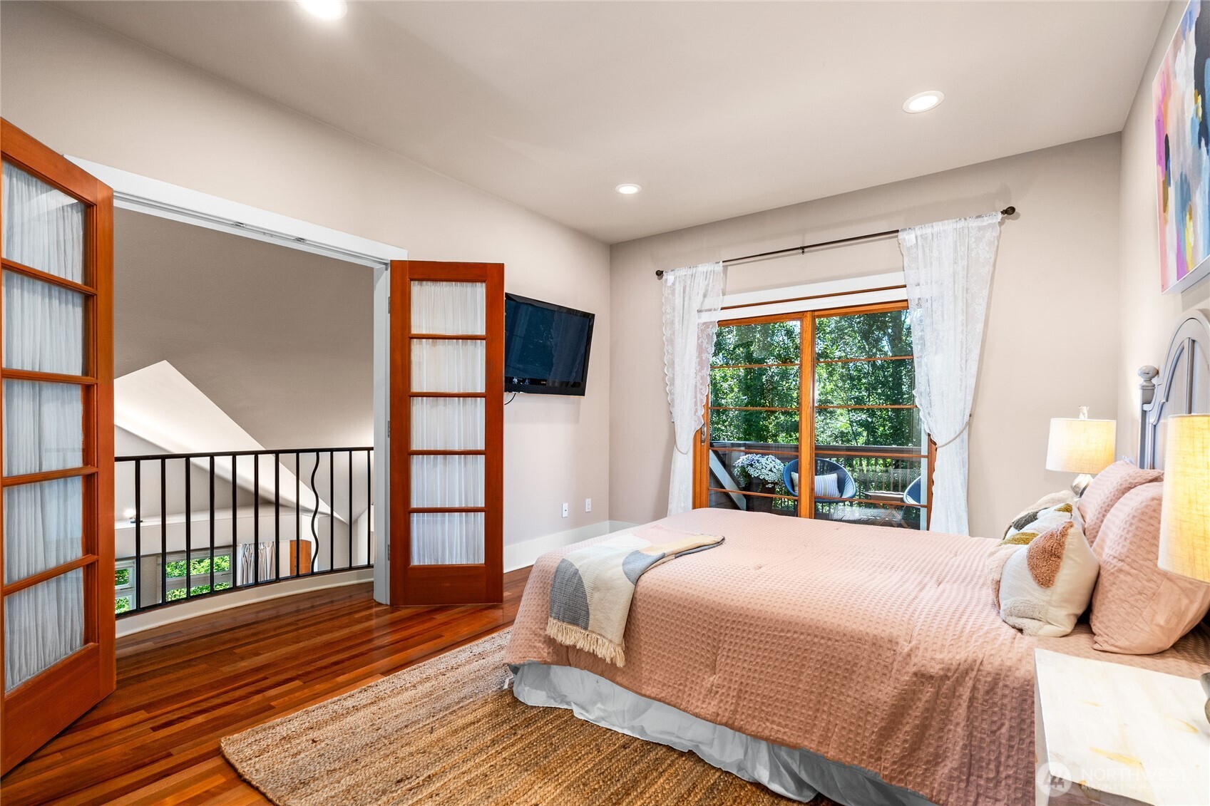 Upper Bedroom #2
