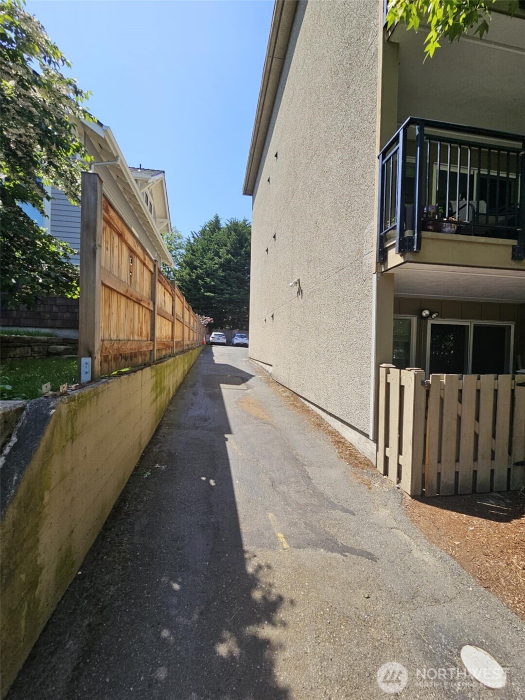 /NWM2390167/NWM2390167-15.jpg