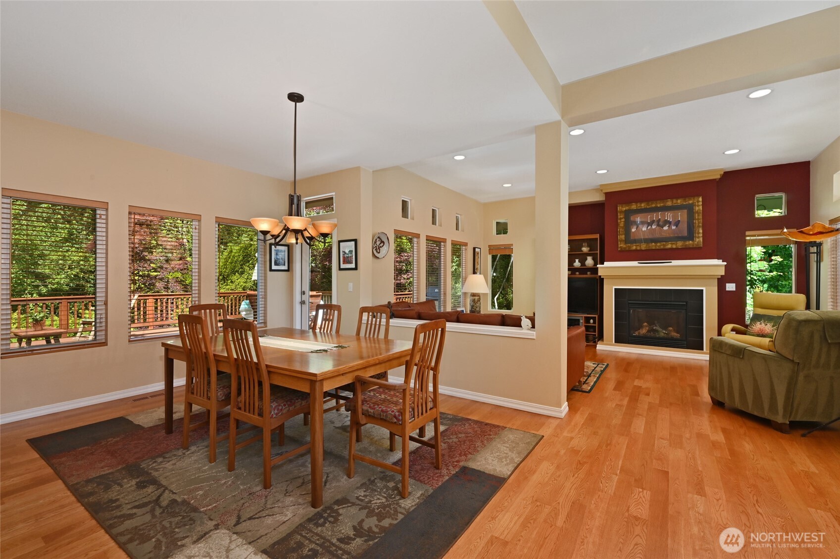 Tall Ceilings and Plenty of Windows