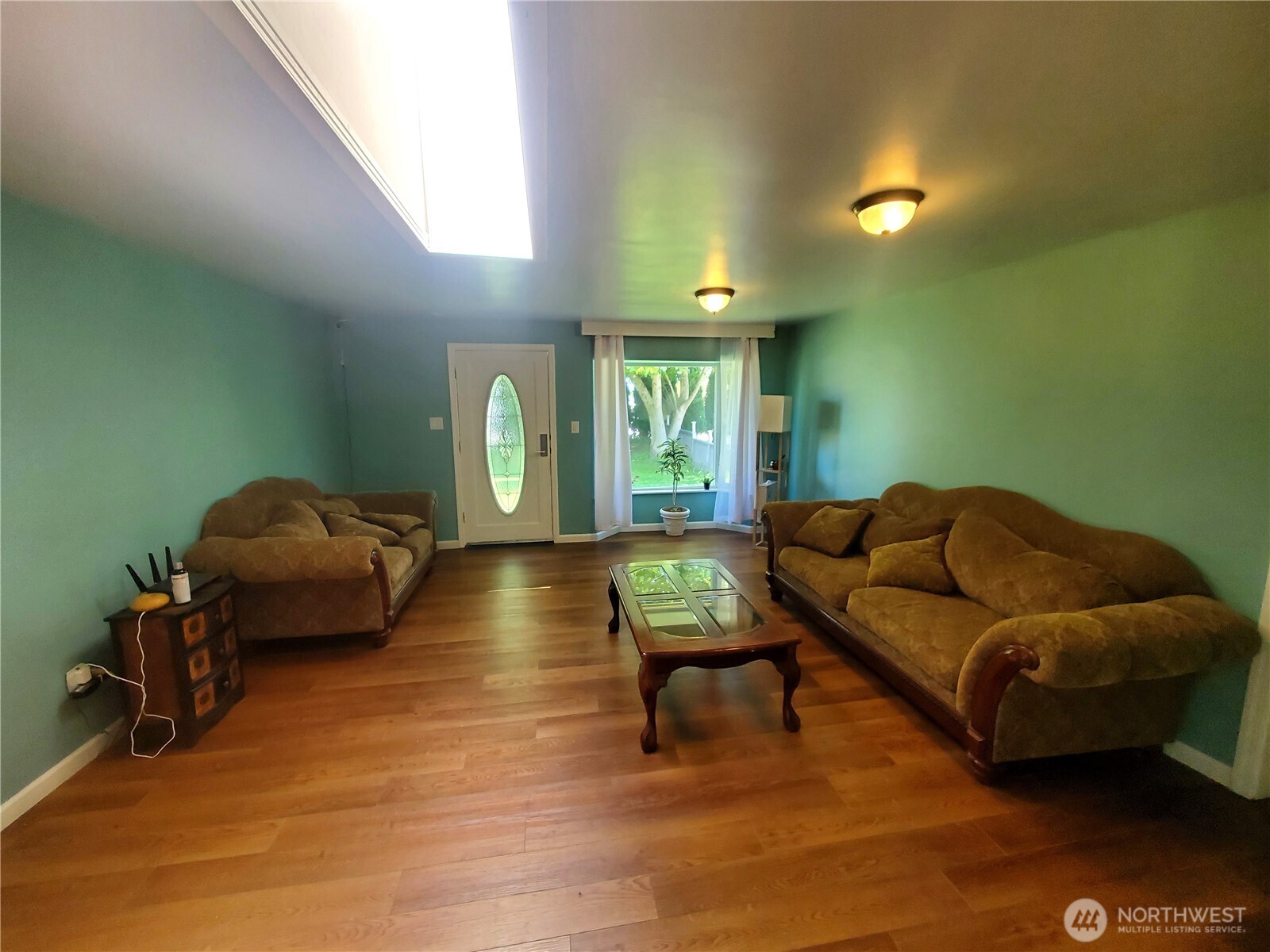 /NWM2390252/NWM2390252-4.jpg
