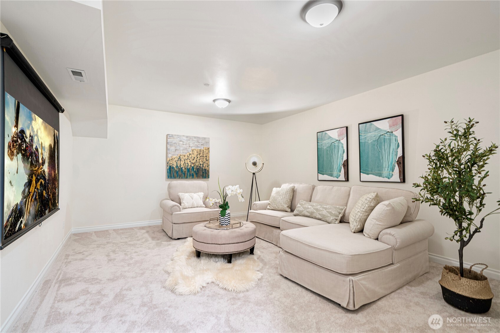 Lower level recreation room