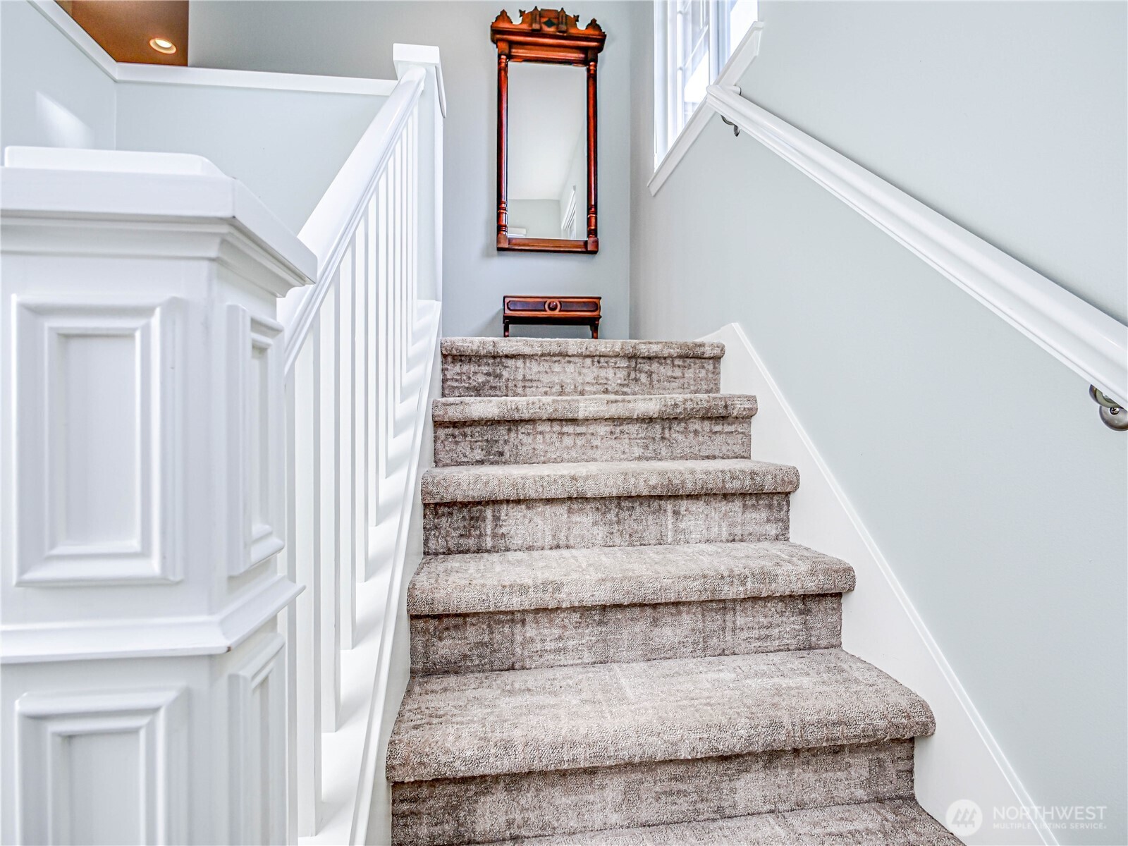 Stairwell to 4 Bedrooms up