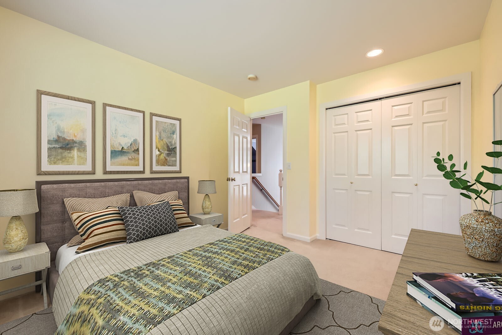 The fourth bedroom is also very spacious with sunny colors and a large closet.