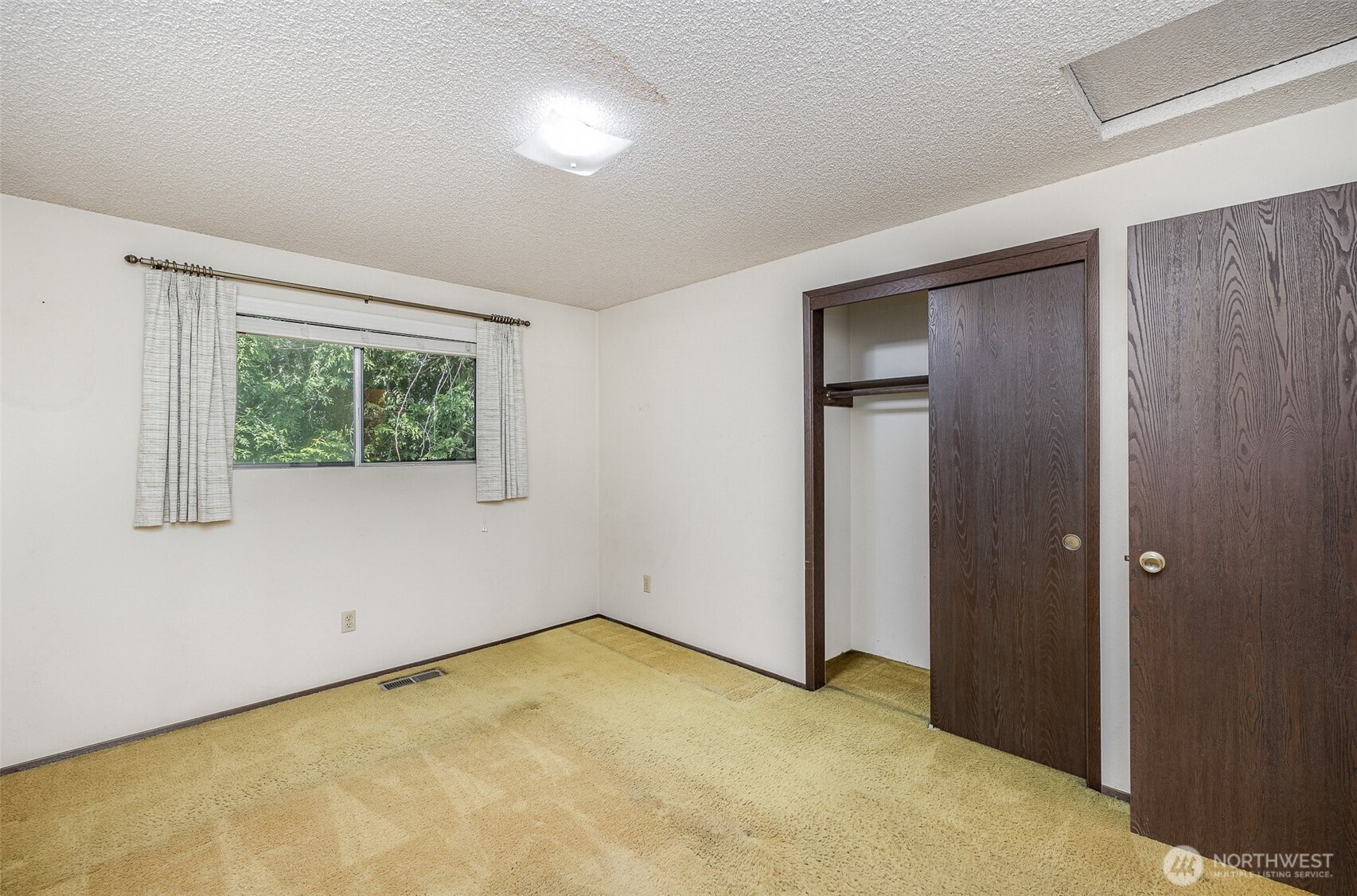 Another view of the second guest bedroom.