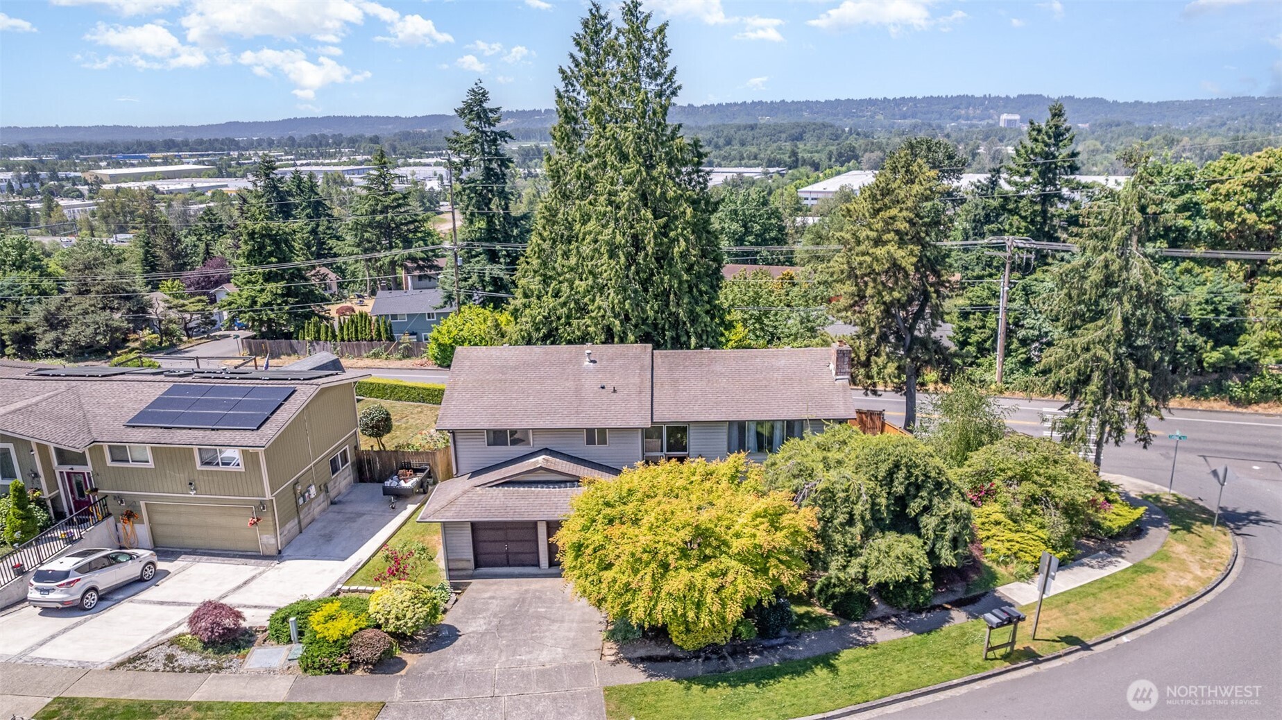 Fantastic location with easy access to I-405, Hwy 167, Valley Medical, parks, restaurants, schools, and more.