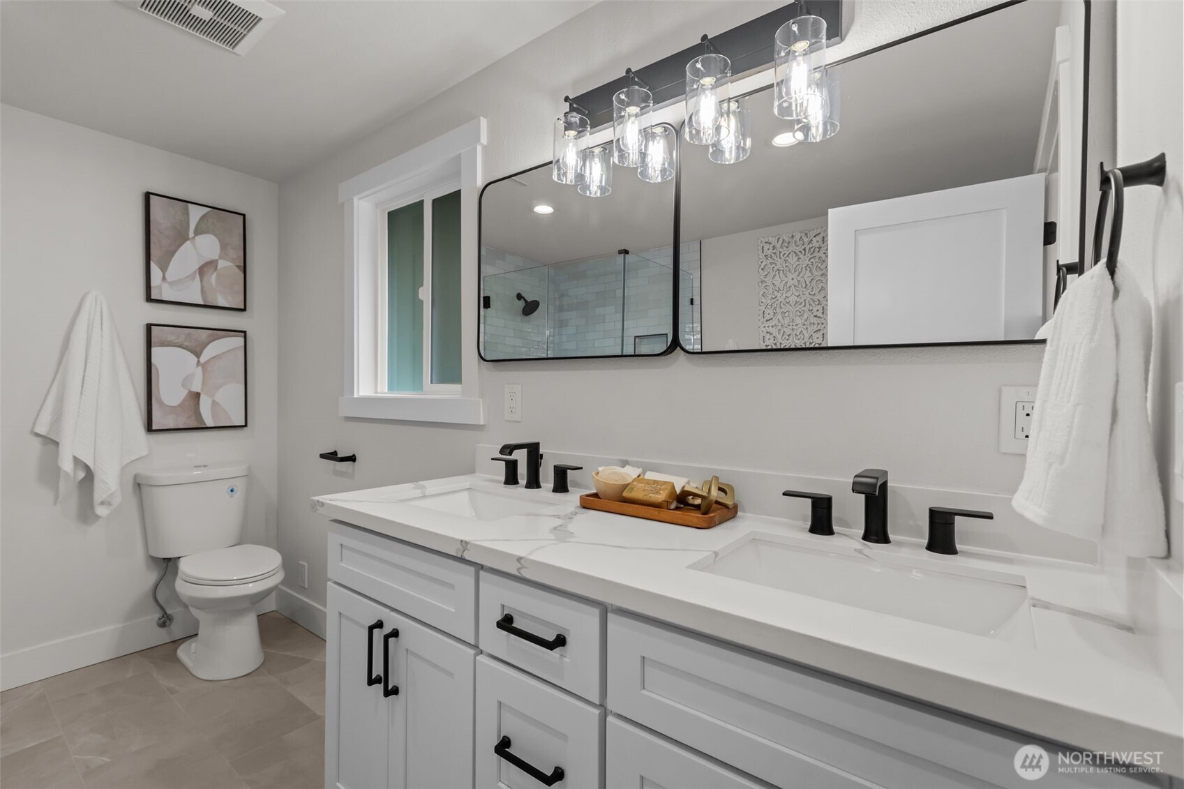 Double sinks make everyone happy.