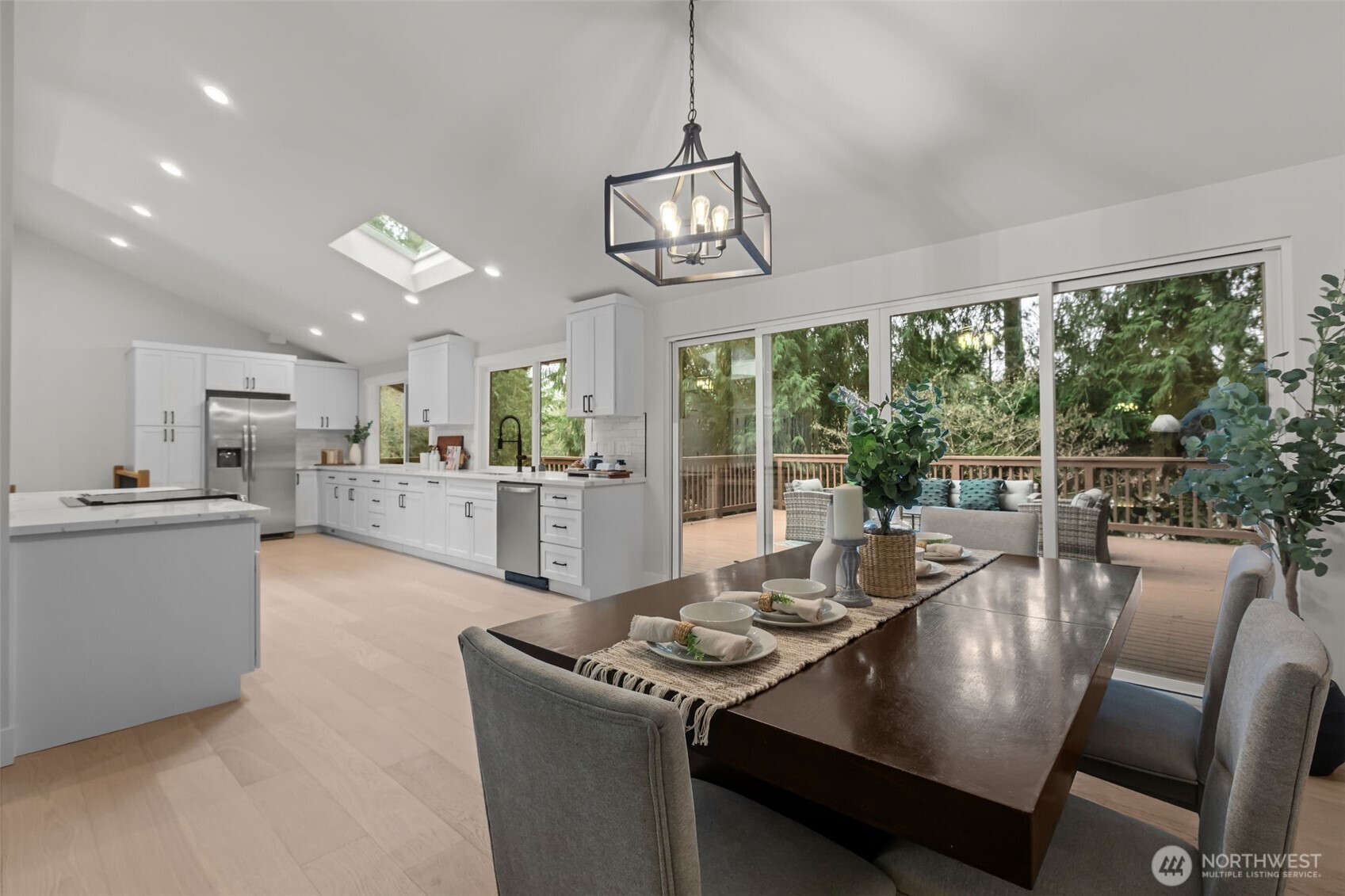 Seating for an intimate group or for hosting a large party.