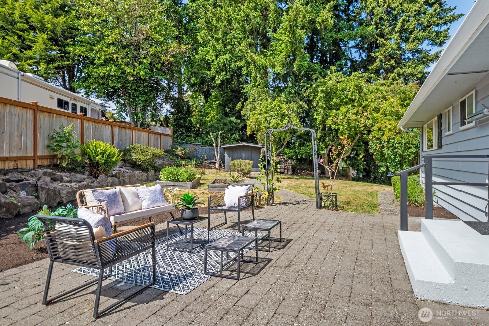 Private back yard patio