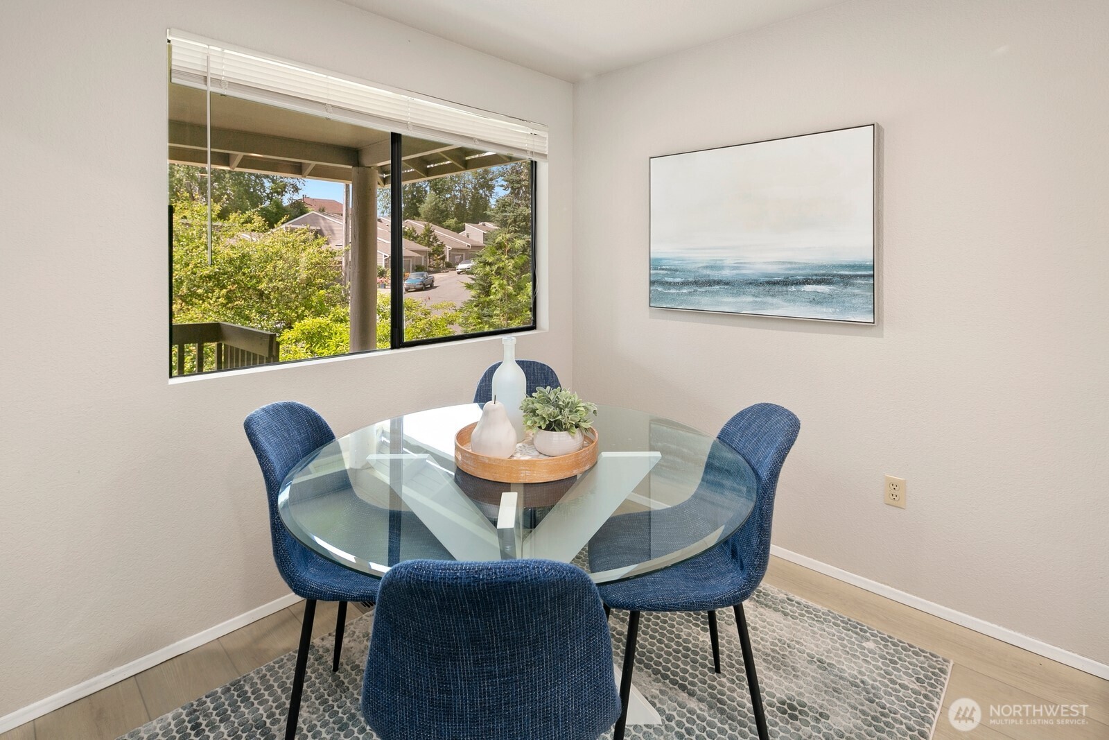Eating space off of kitchen