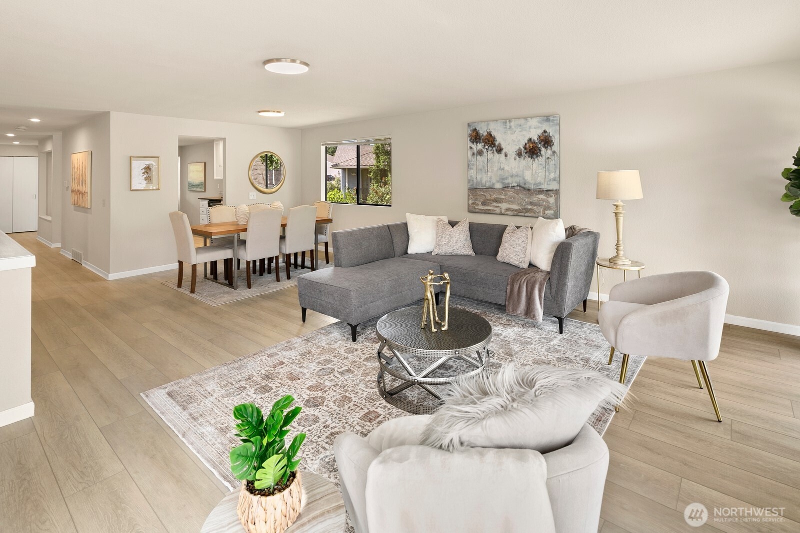 Spacious Great Room