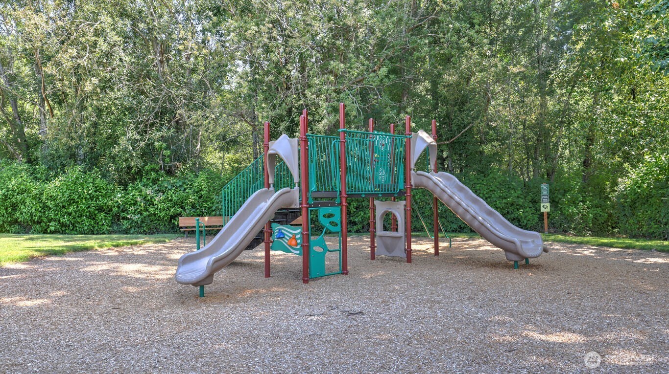 There are many parks and sports courts all throughout Klahanie from small to large.