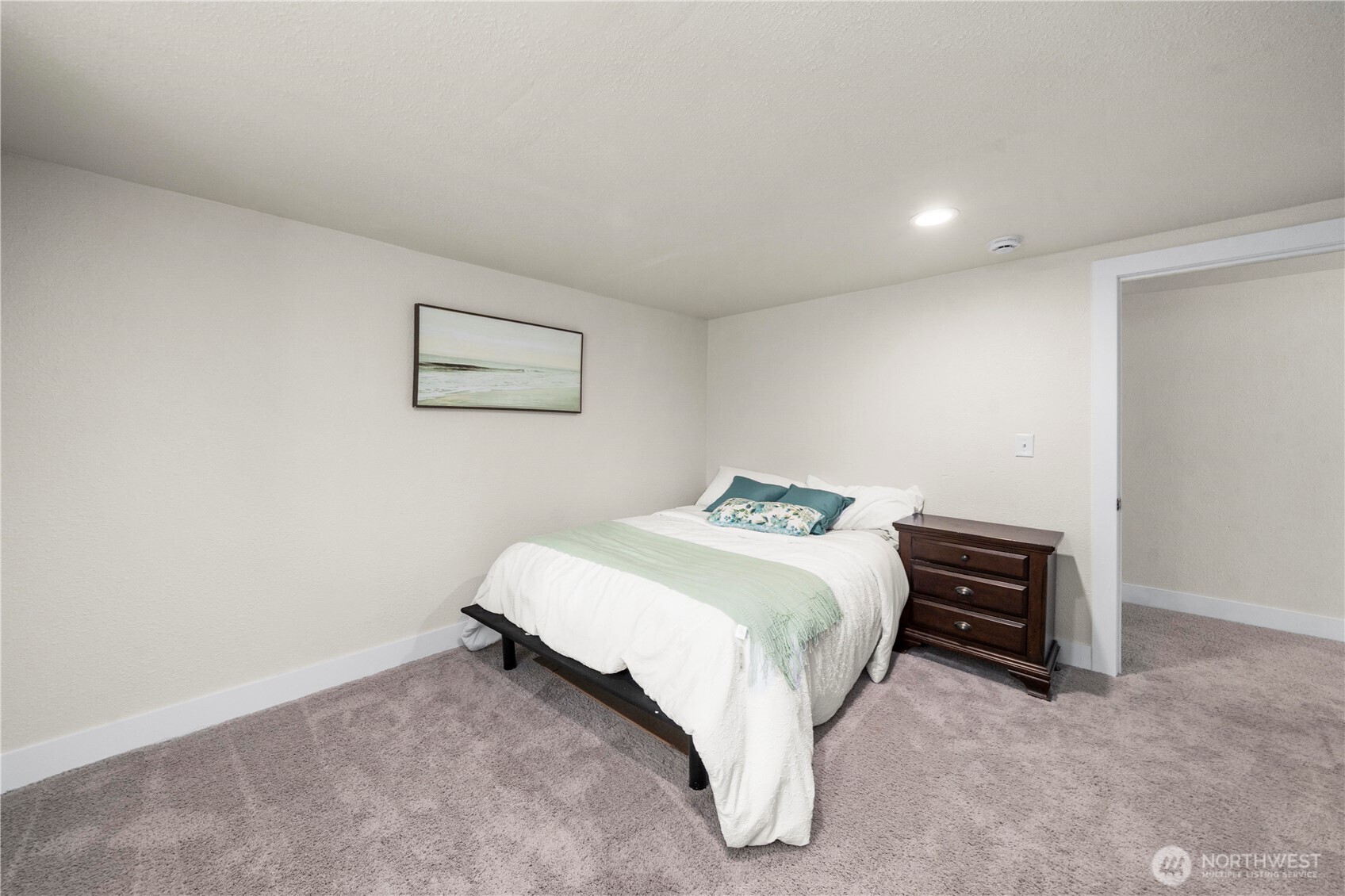 Extra finished room/ 6th bed