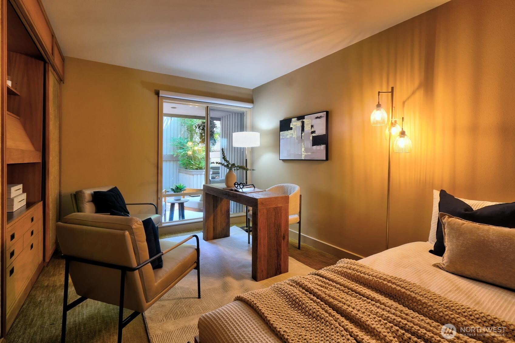 Main floor bedroom with Murphy bed