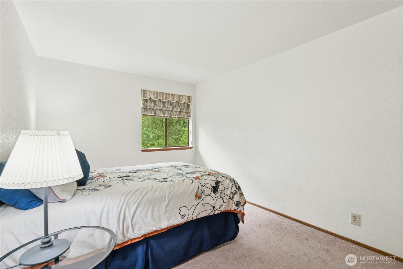 Large king-size 2nd bedroom
