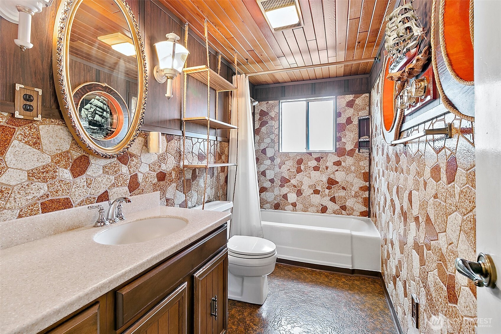 Full Bath