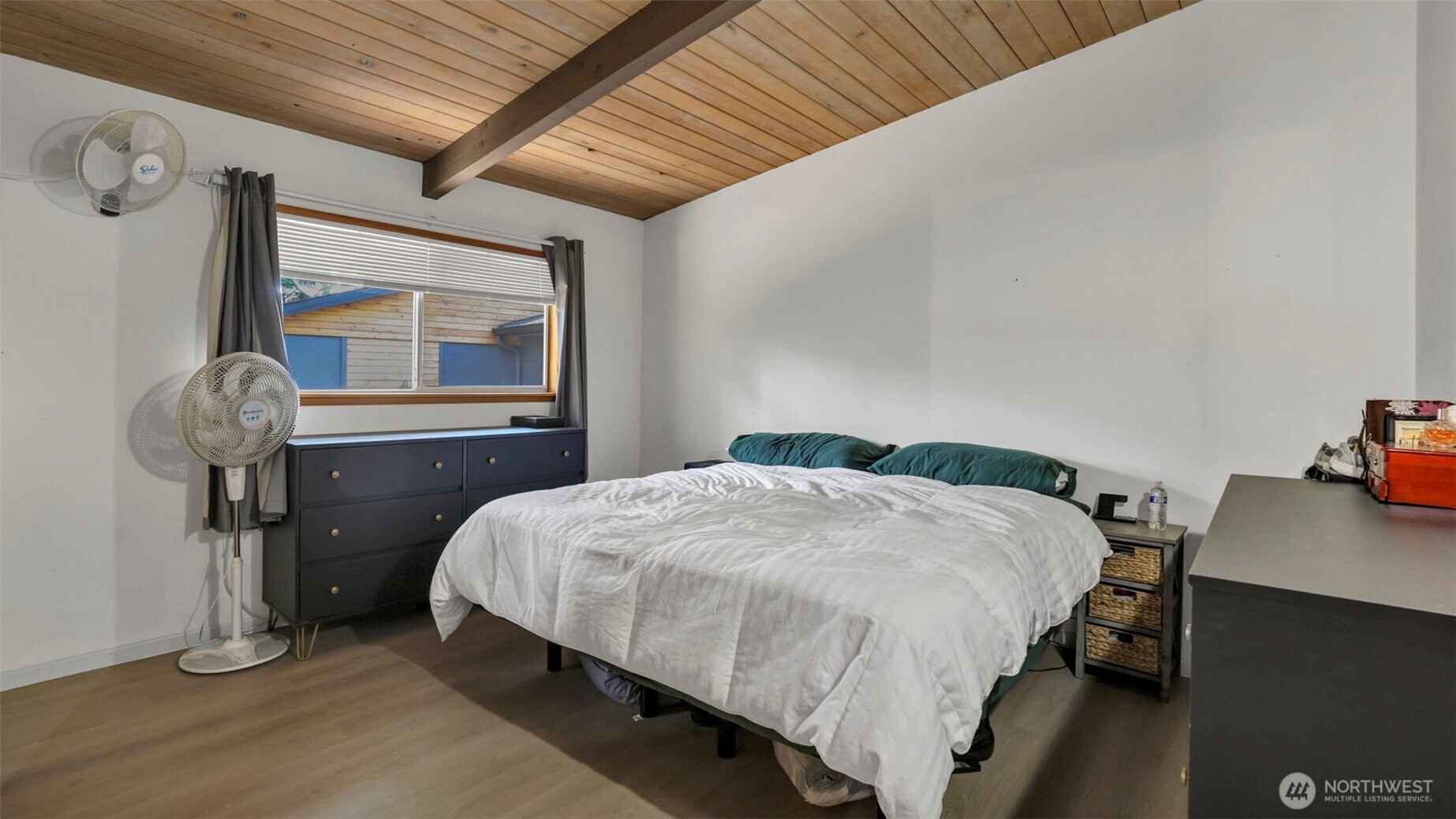 Main floor primary bedroom.