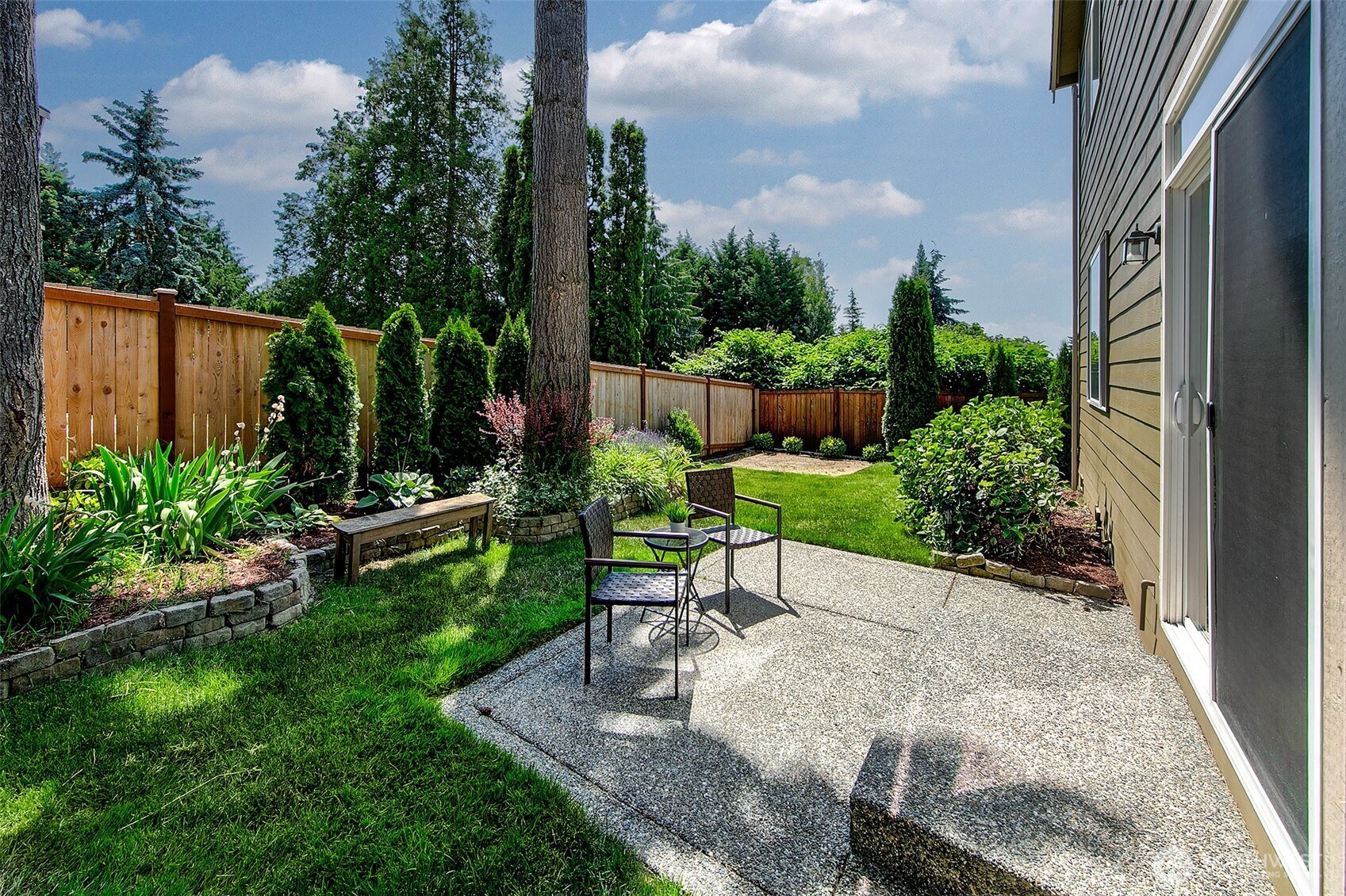 Private and green backyard
