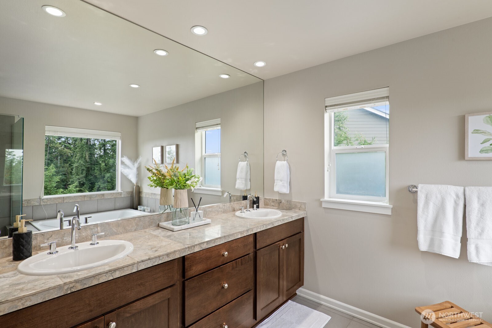 Double Vanity with Plenty of Space