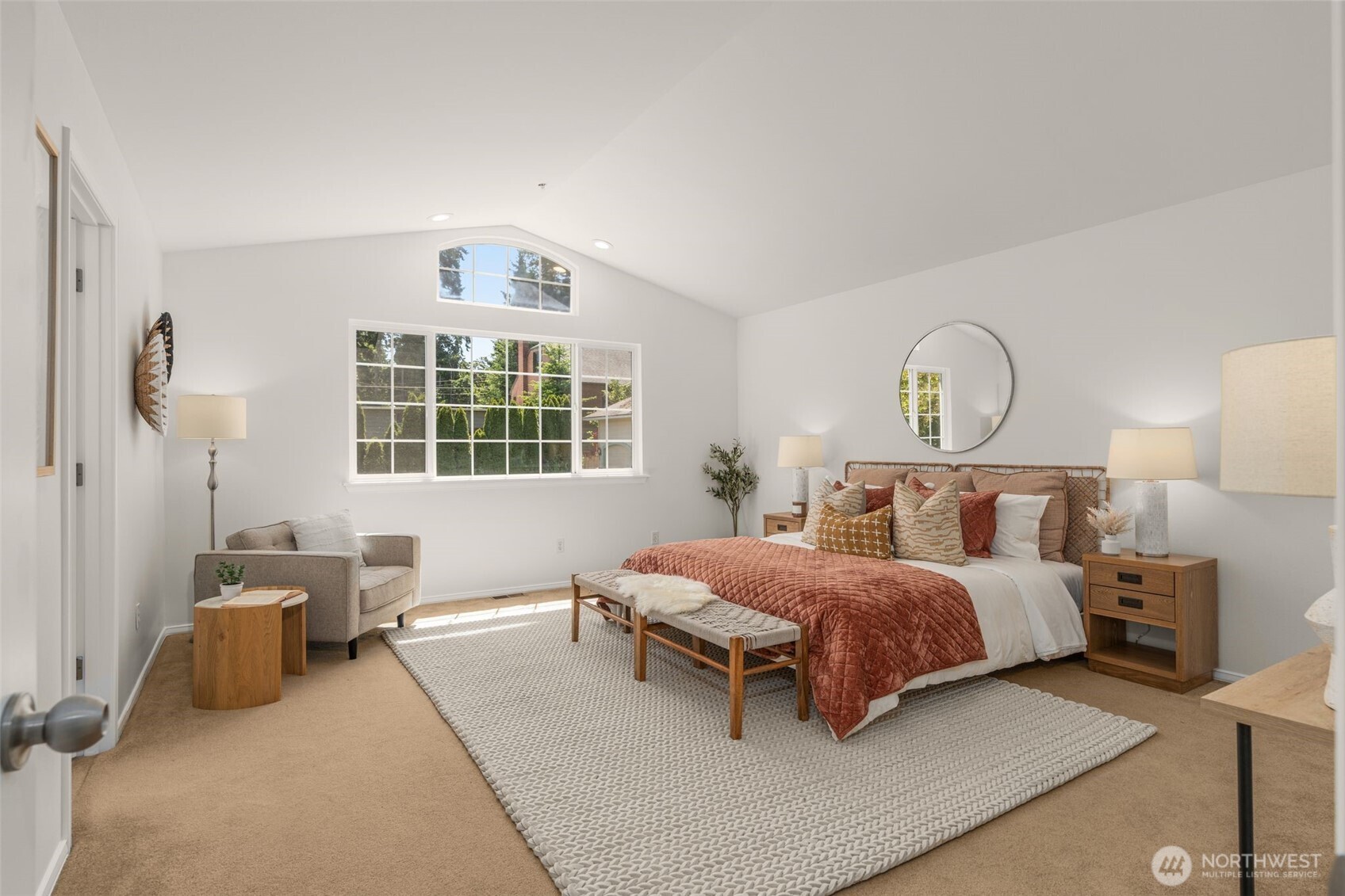 Huge primary suite.