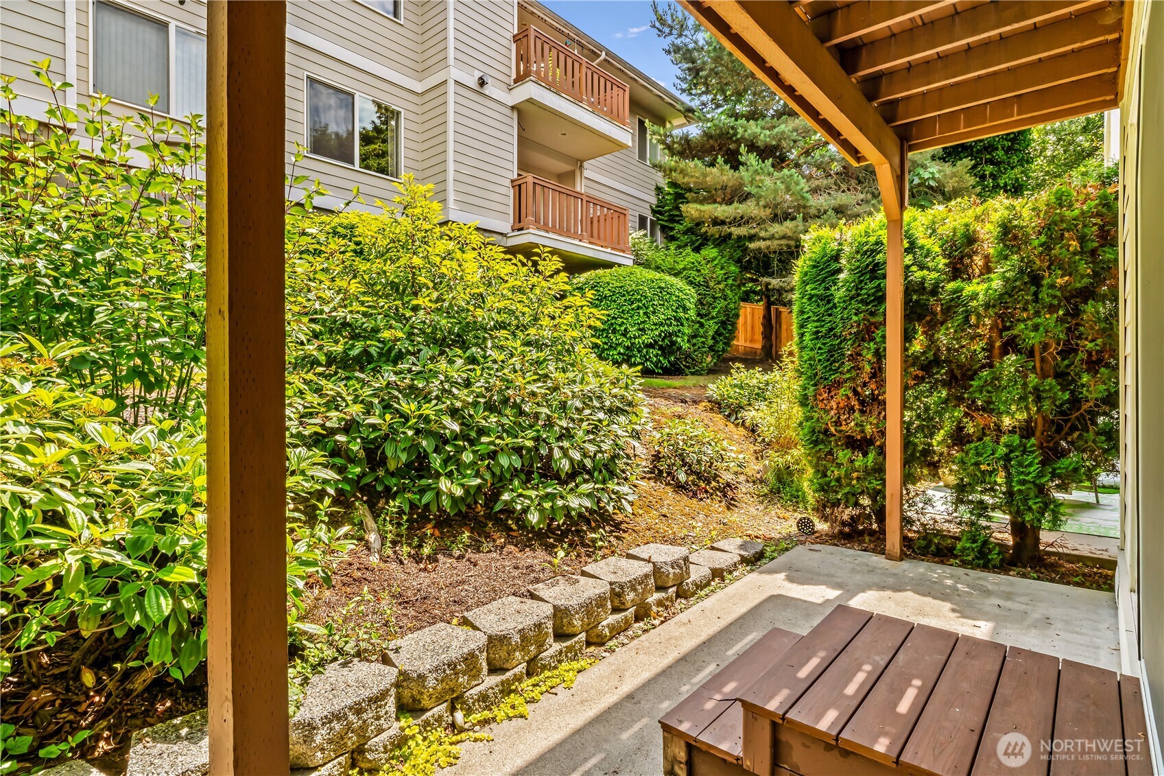 Long Lasting Decking Material