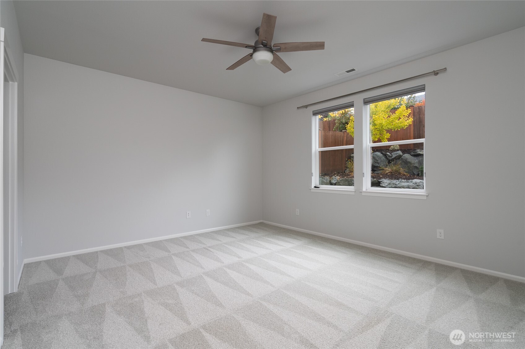 All stainless appliances,