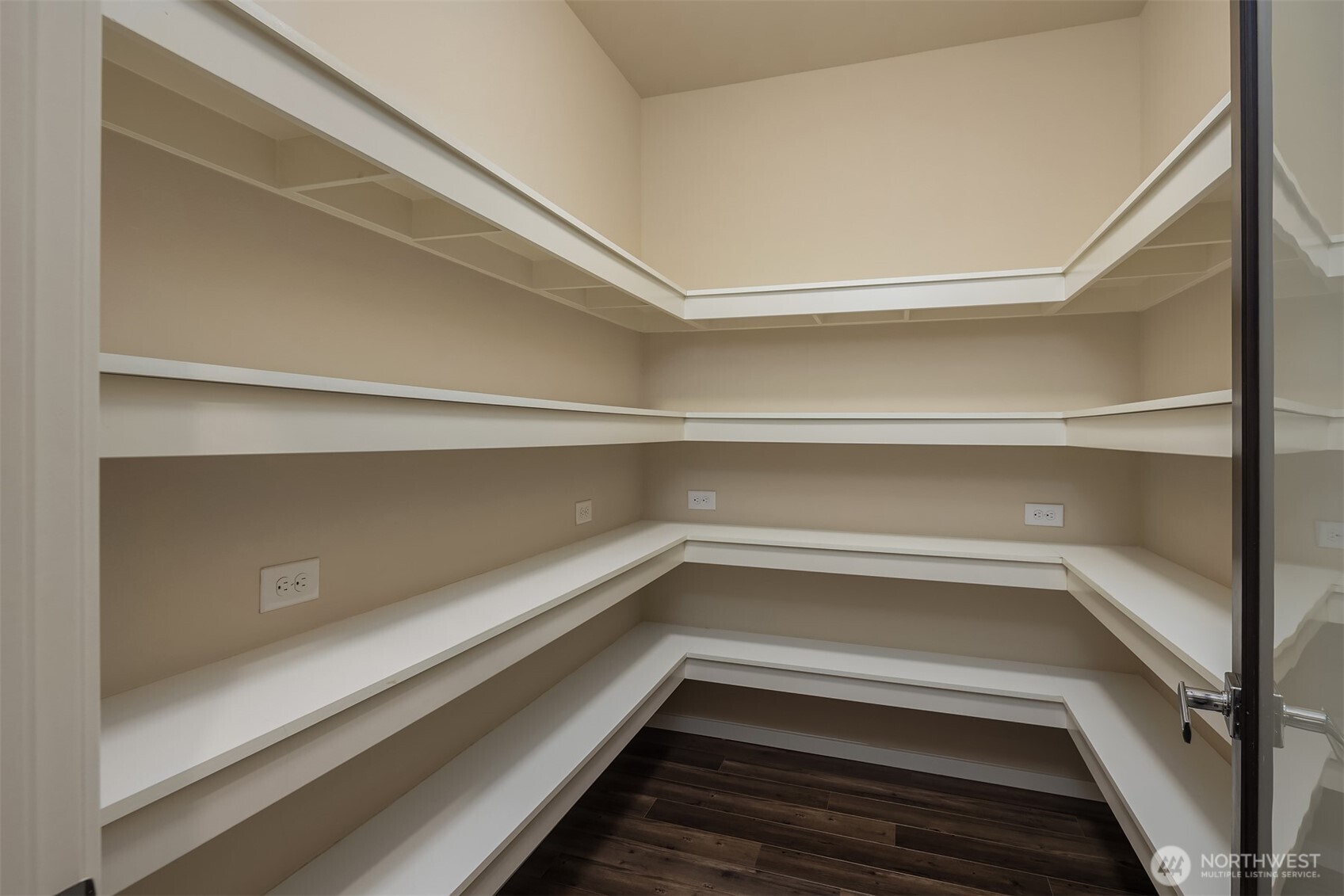Walk-in pantry