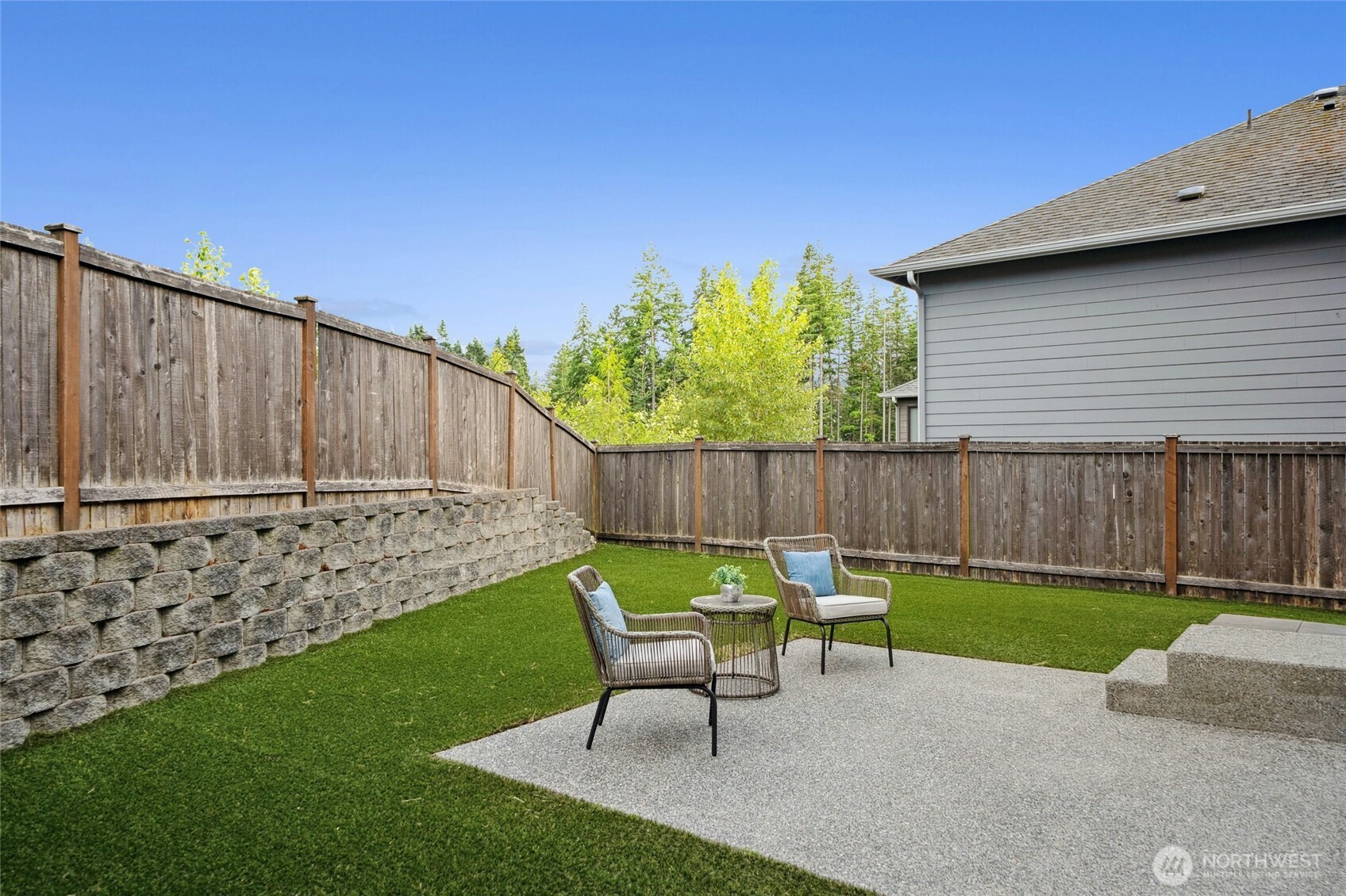 Generous Backyard