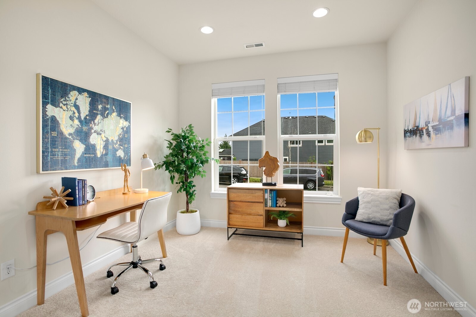 Main floor office/flex space!