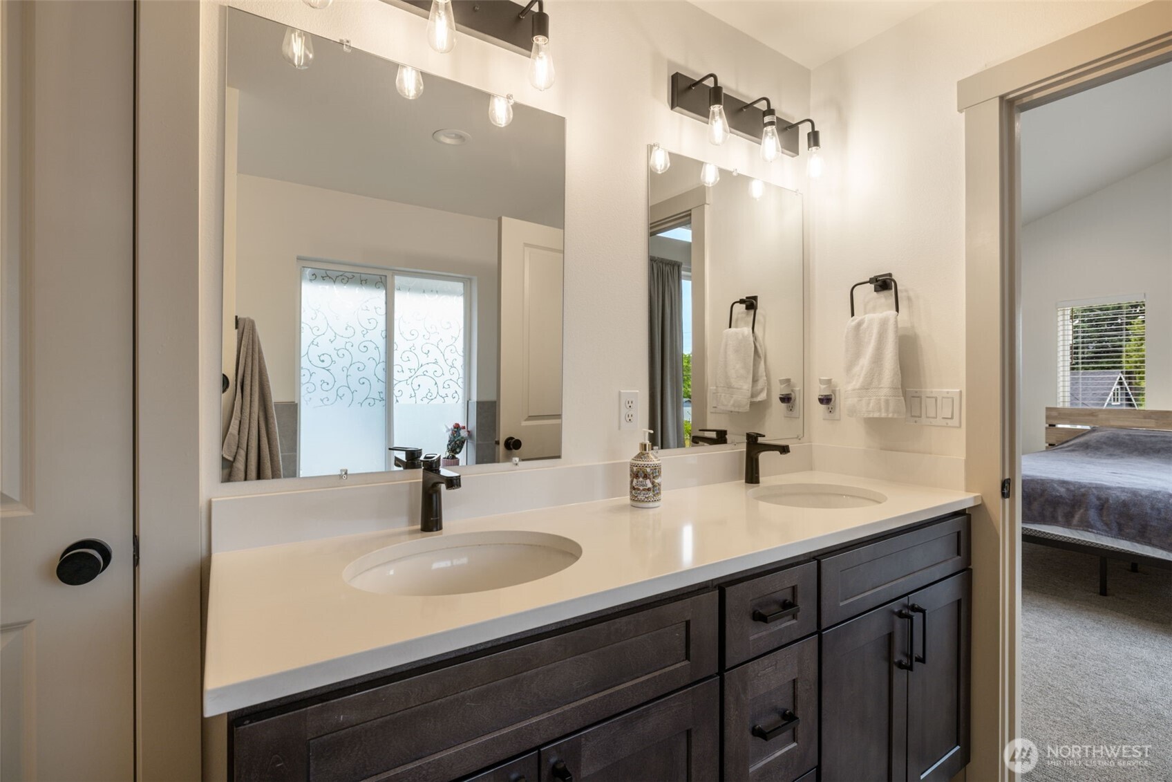Main House - Primary Bathroom Double Sinks