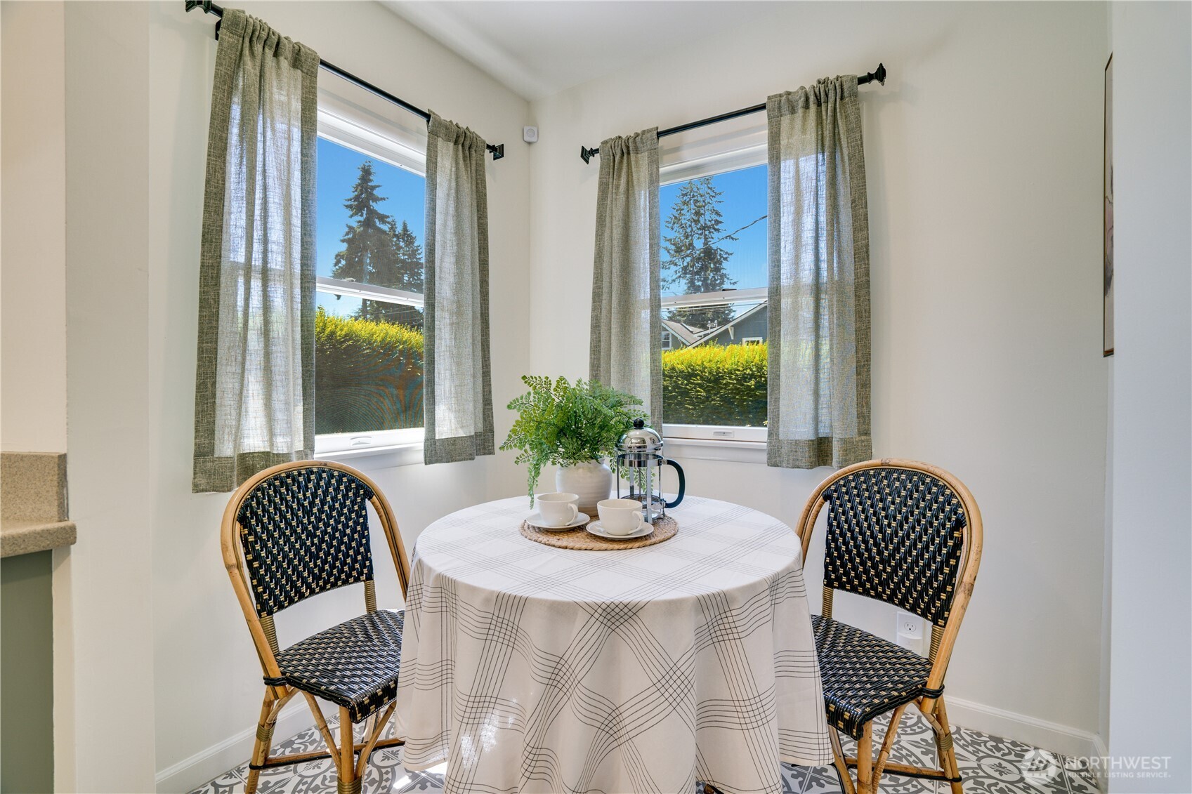 Dining nook off of the kitchen
