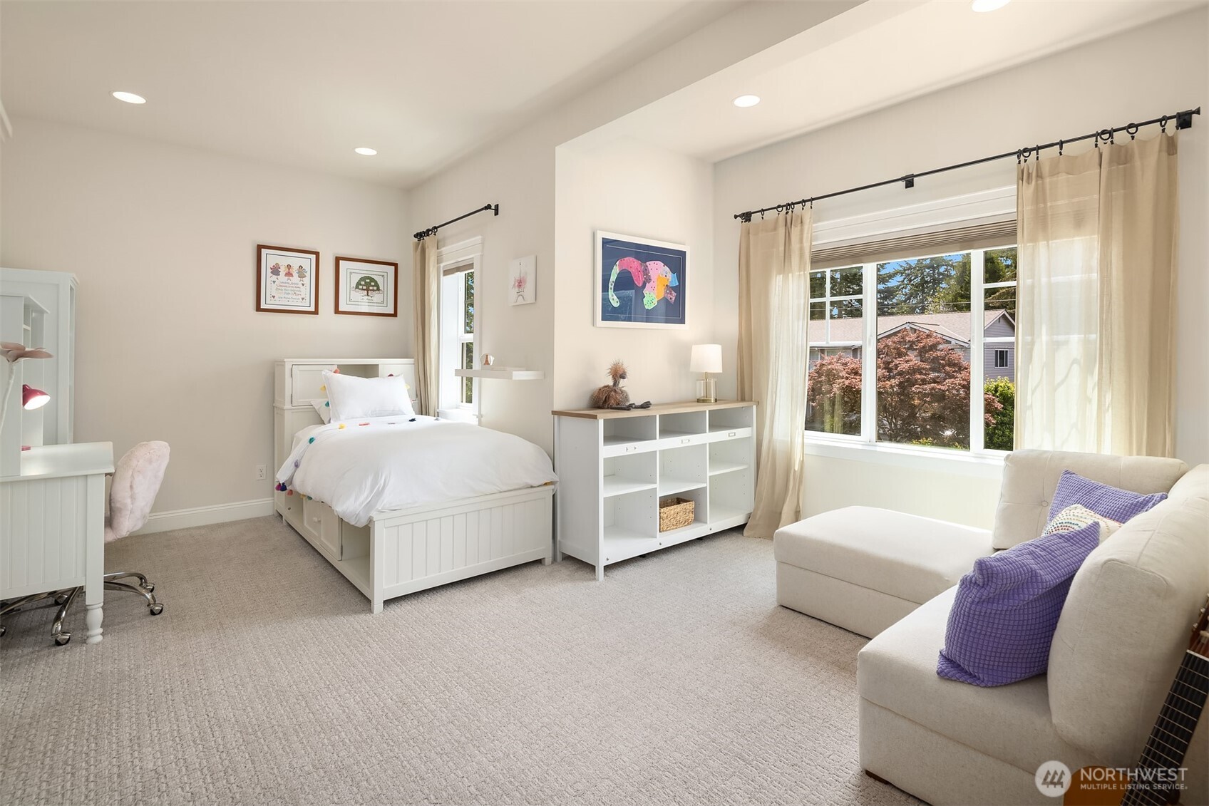 A room so cheerful and cozy, even the toys might start tidying up after themselves. Perfect for play, homework, and the occasional impromptu concert.