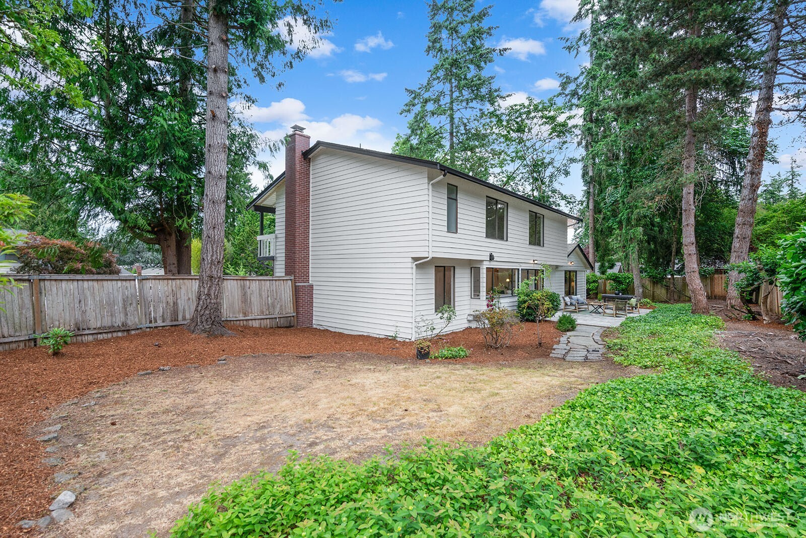 Oversized level back yard