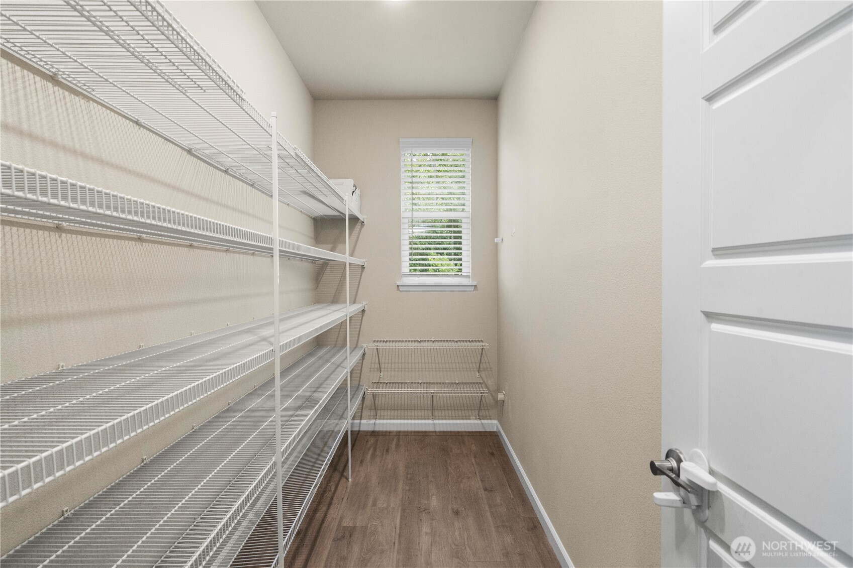 Walk in Pantry