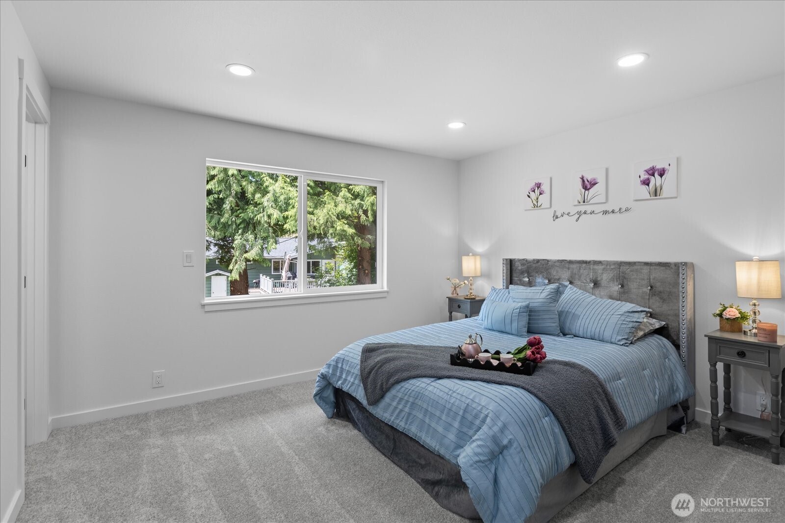 Primary Bedroom (Main Floor)