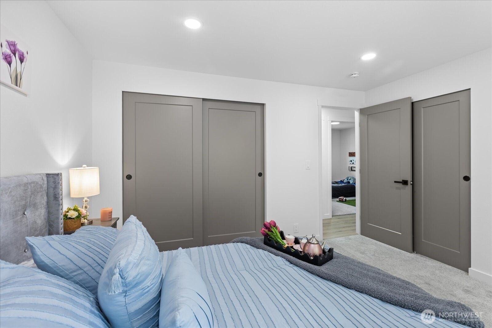 Primary Bedroom (Main Floor)