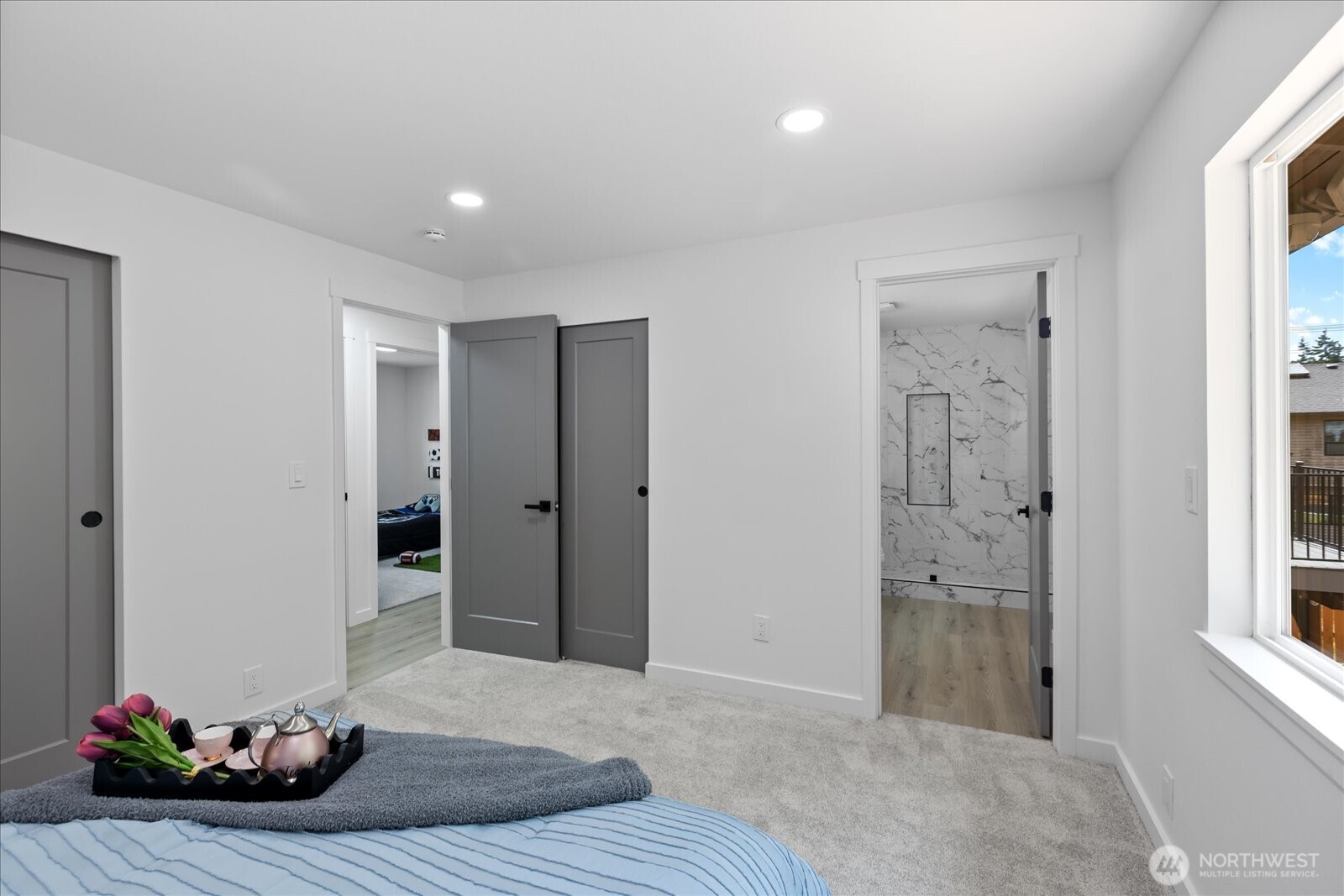 Primary Bedroom (Main Floor)