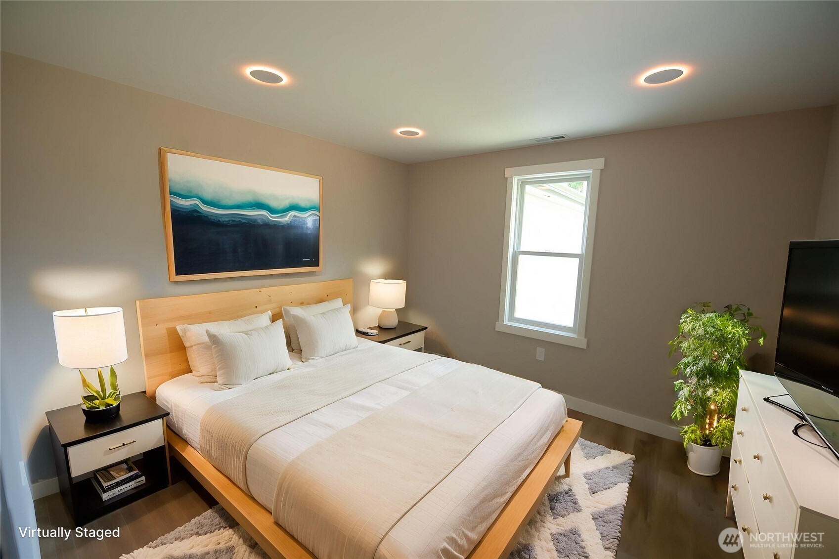 Third large bedroom