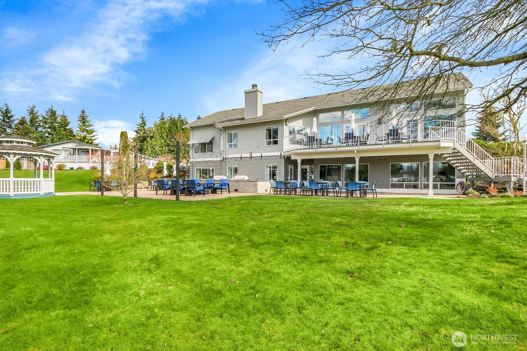 View of back of Clubhouse.