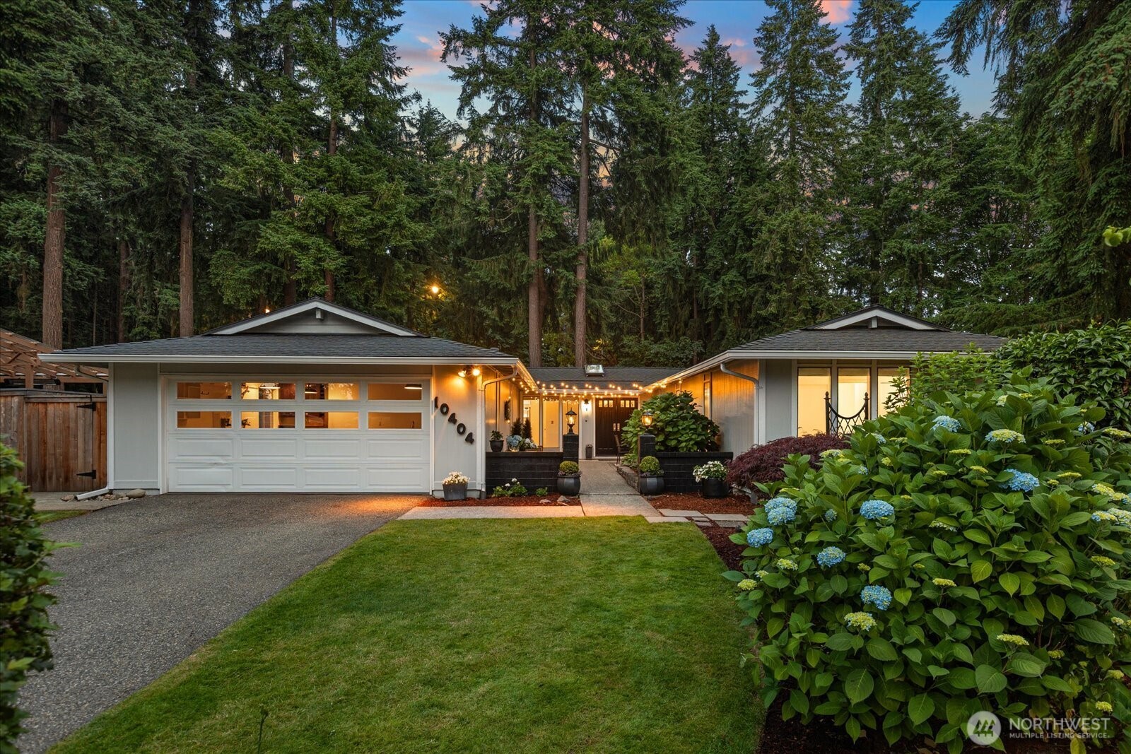 Day or night, you're going to love this beautiful home!