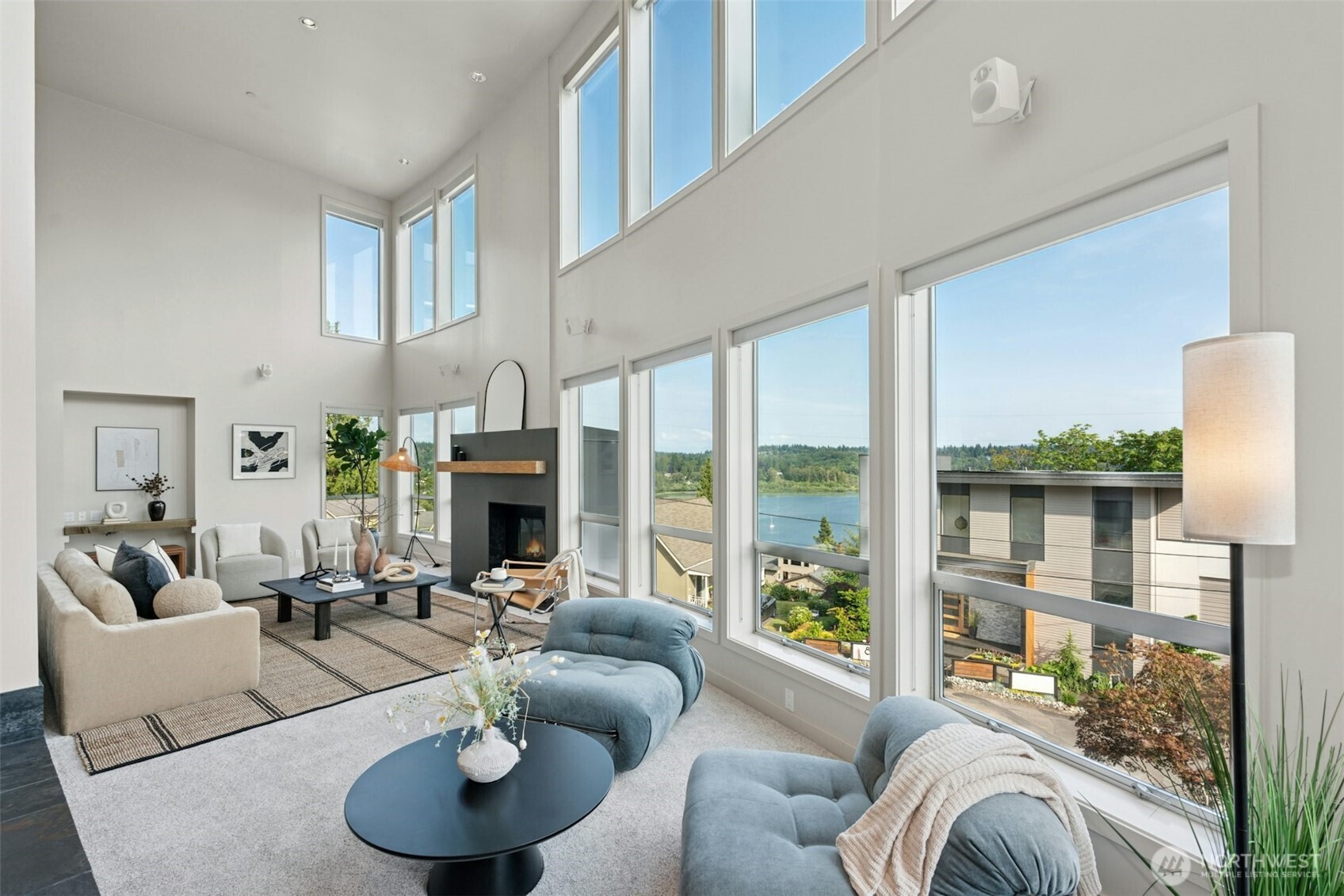 2 spacious seating areas in the living room
