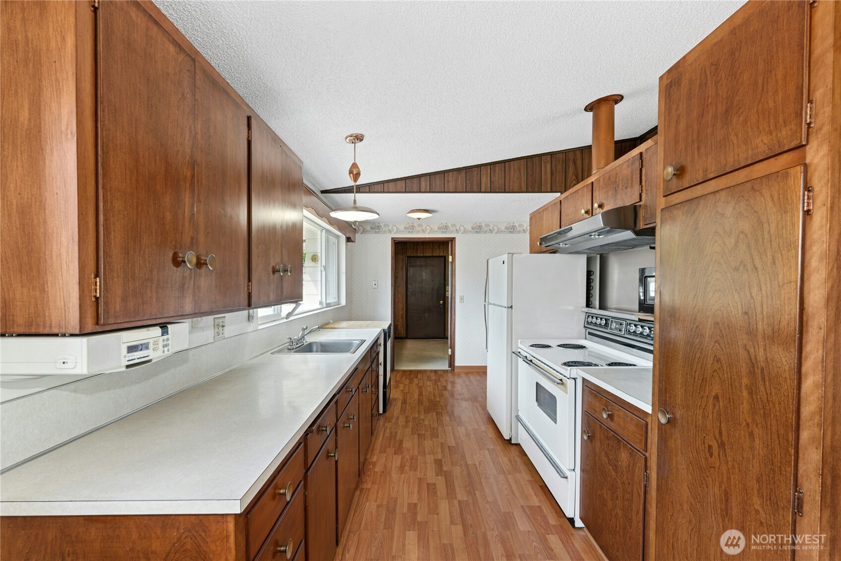 Big kitchen for multiple chefs.