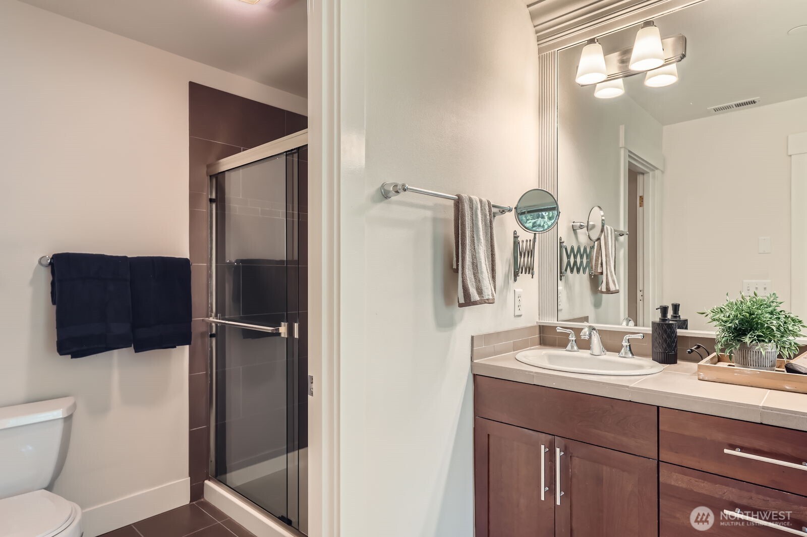 Main primary bath with shower