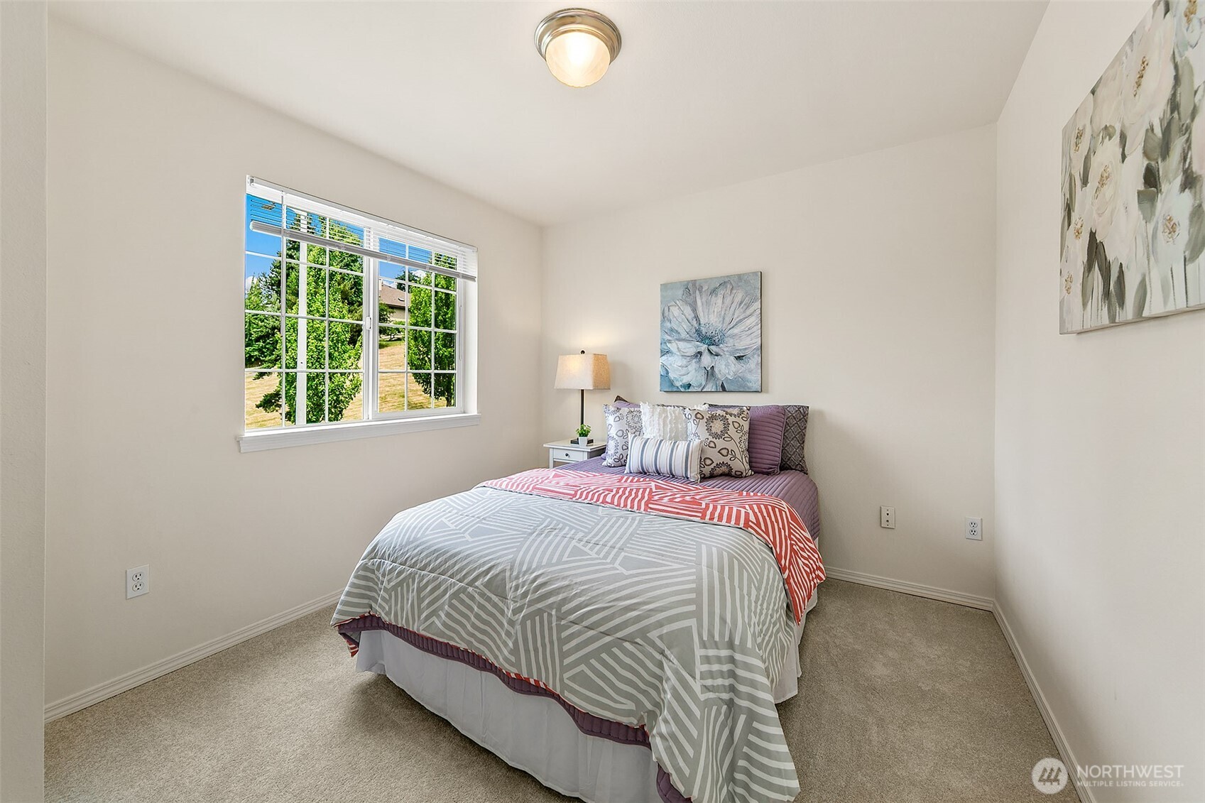 2nd bedroom.