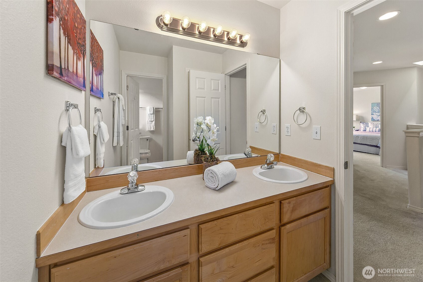 Hall bathroom.