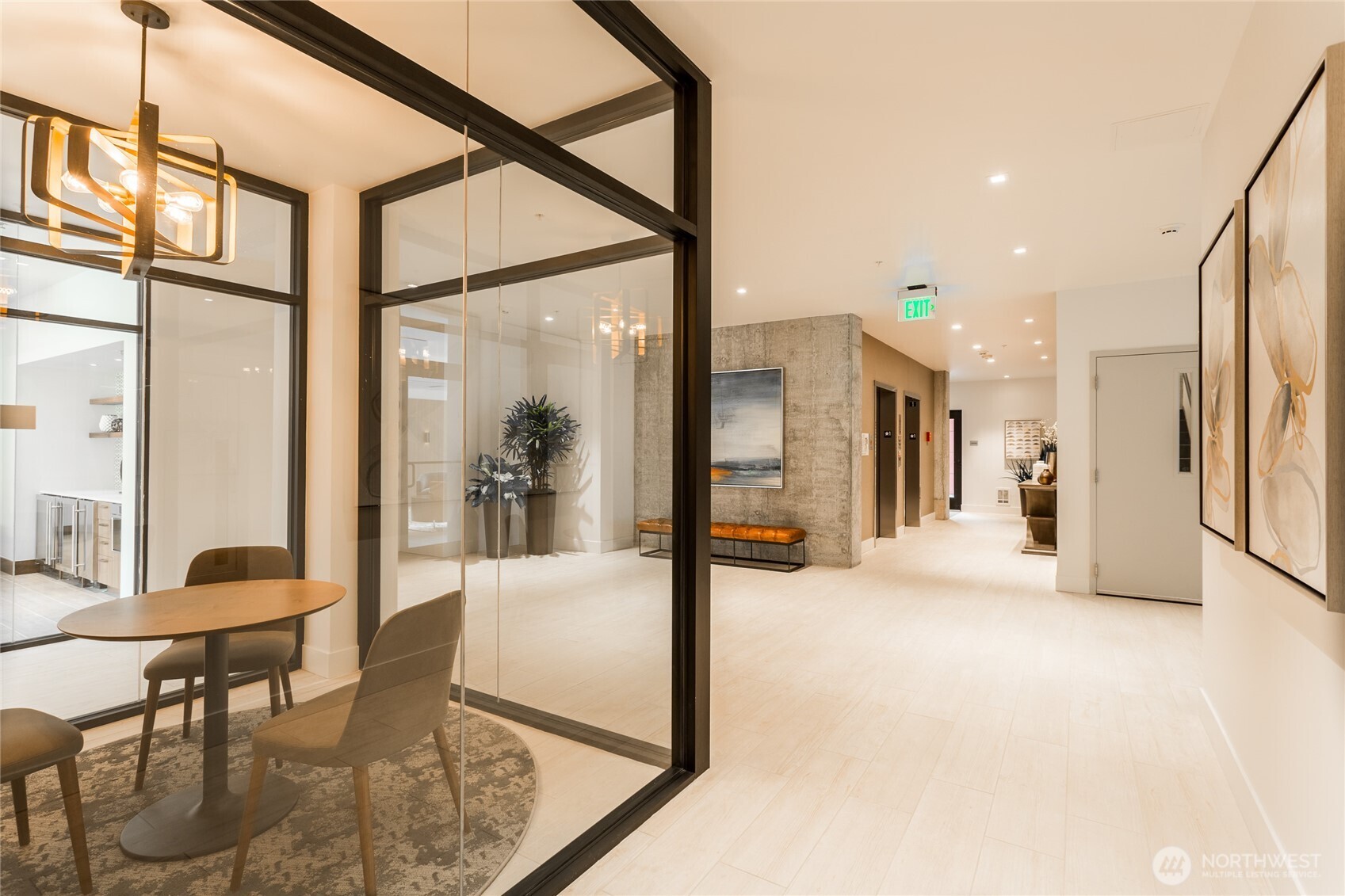 reservable office space