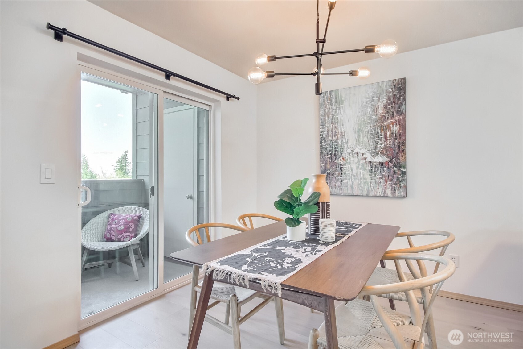 dining room to view balcony