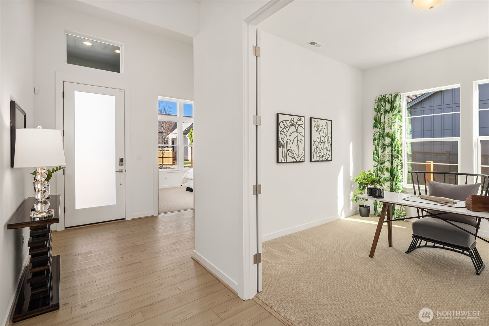 Light filled office  Photos for illustrative purposes